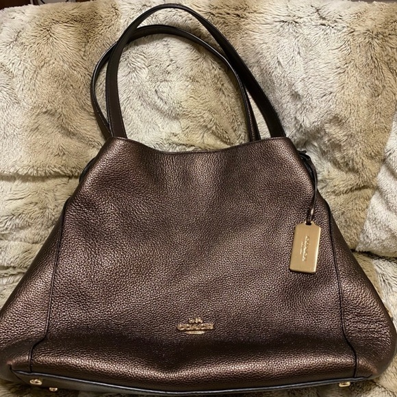 Coach Edie Turnlock Bronze Leather Handbag Gold hardware. GUC 13”L x 11”H x 4”D - Picture 8 of 10